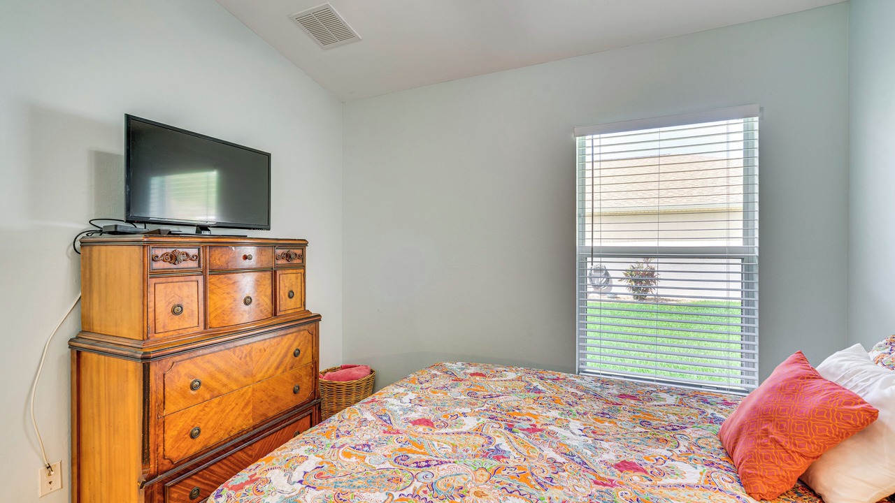 Photo of Bedroom in Beachwalk Isles