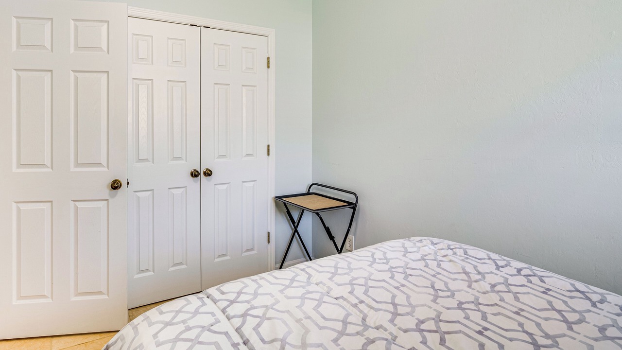 Photo of Bedroom in Beachwalk Isles