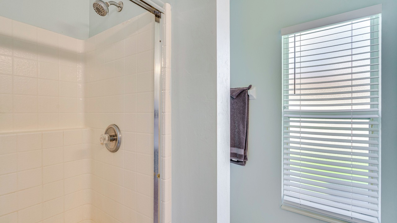 Photo of Bathroom in Beachwalk Isles