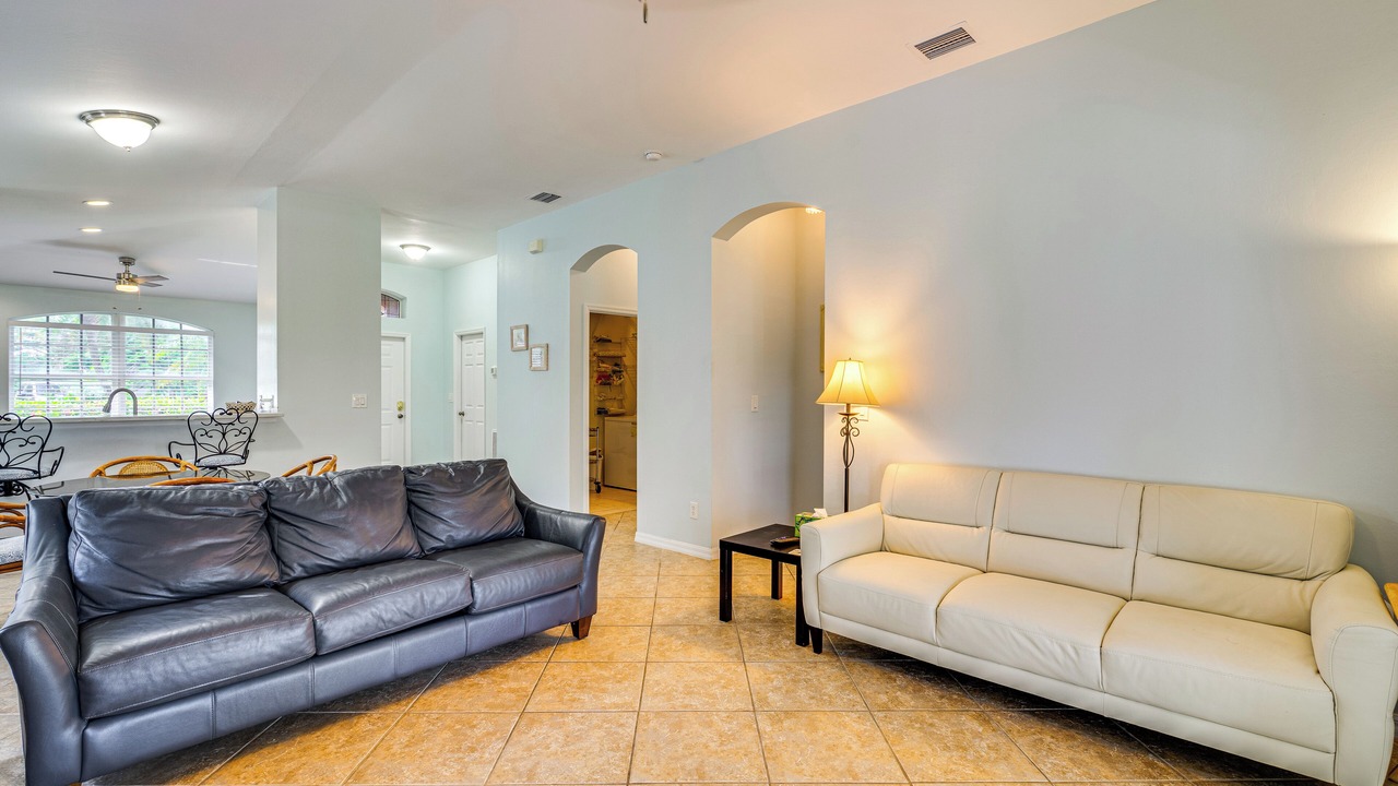 Photo of Livingroom in Beachwalk Isles