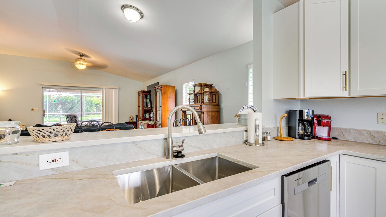 Photo of Kitchen in Beachwalk Isles