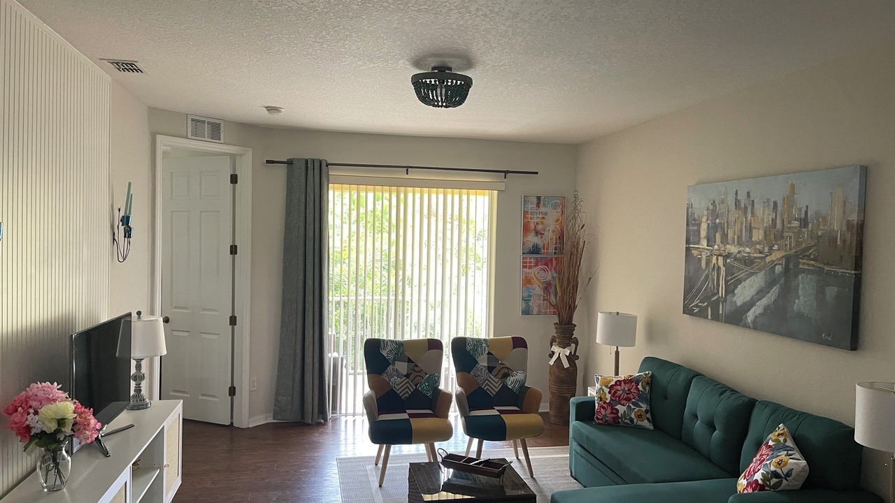 Photo of Livingroom in Haines City