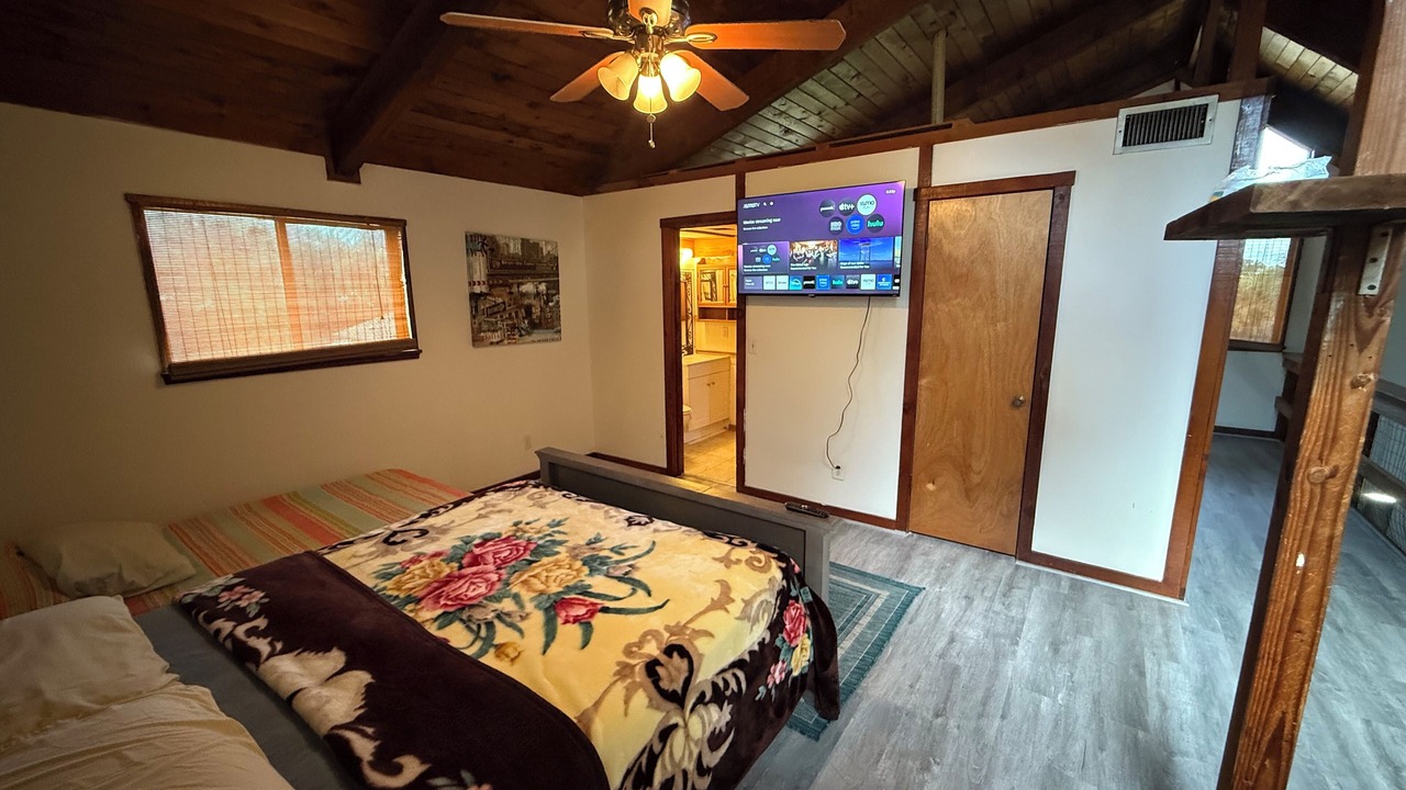 Photo of Bedroom in Indian River Estates
