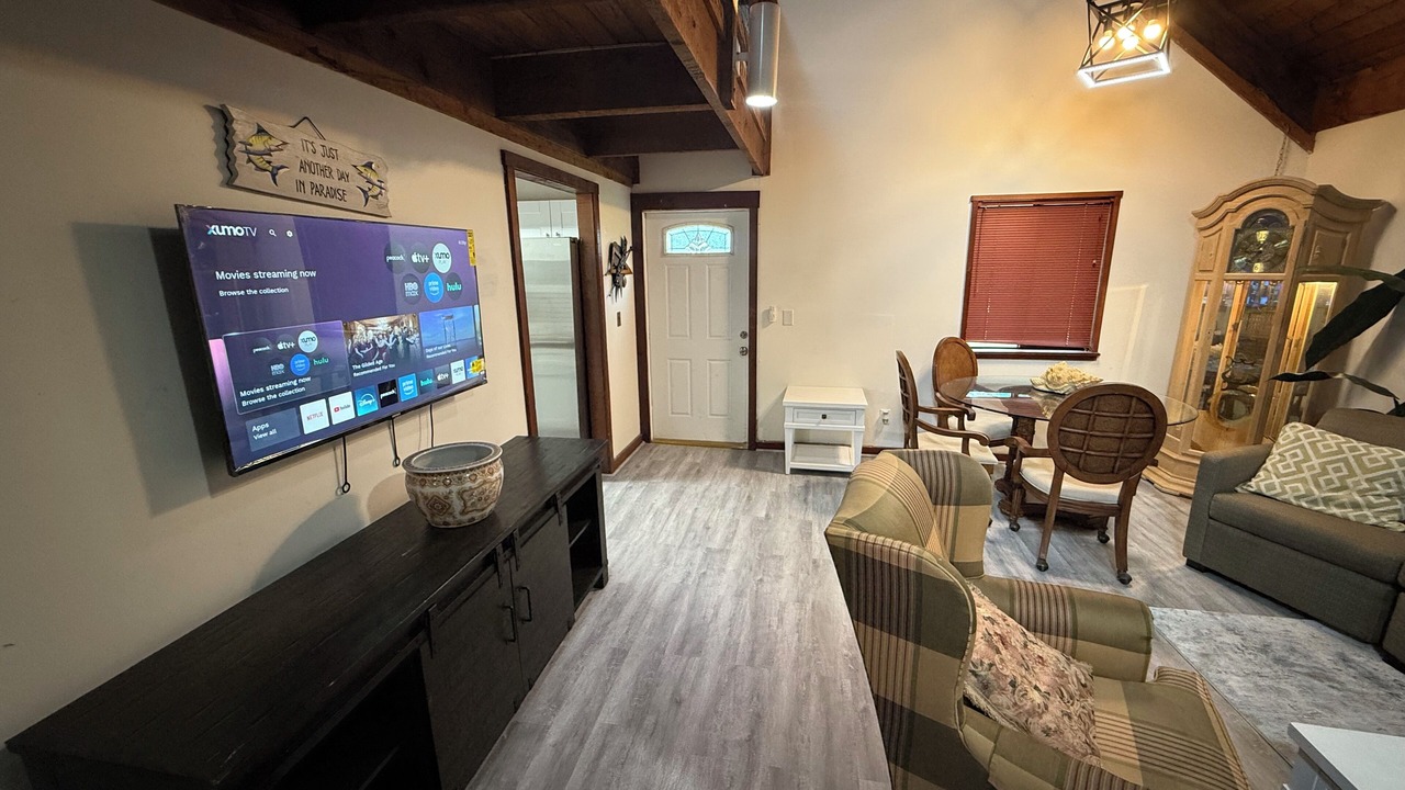 Photo of Livingroom in Indian River Estates