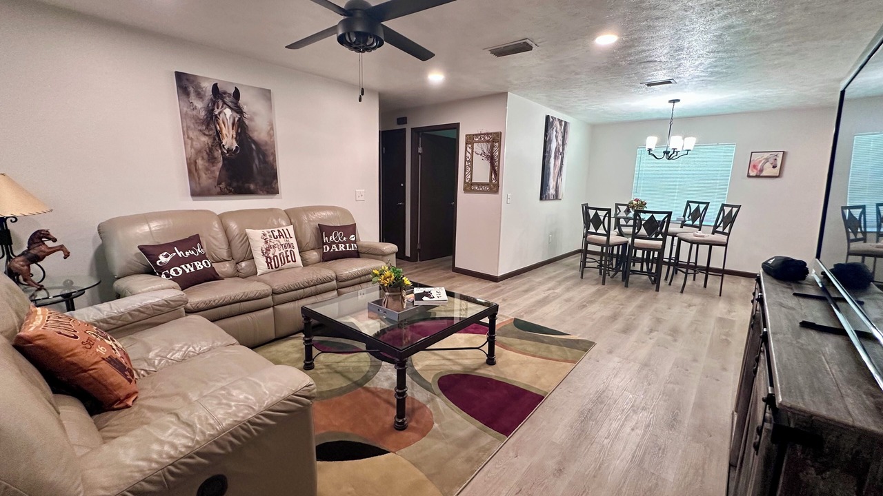Photo of Livingroom in Fellowship