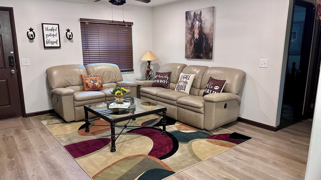 Photo of Livingroom in Fellowship