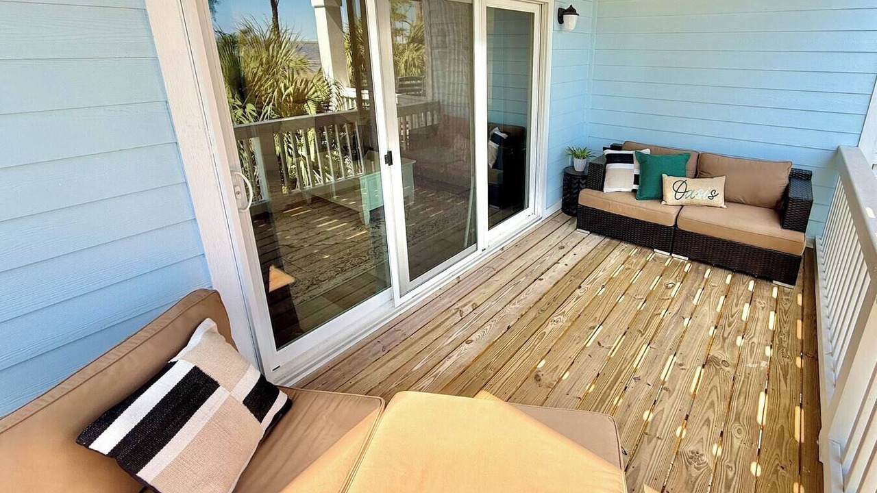 Photo of Patio Balcony in Innerarity Townhomes