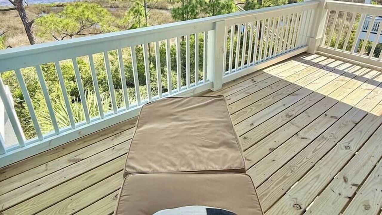 Photo of Patio Balcony in Innerarity Townhomes