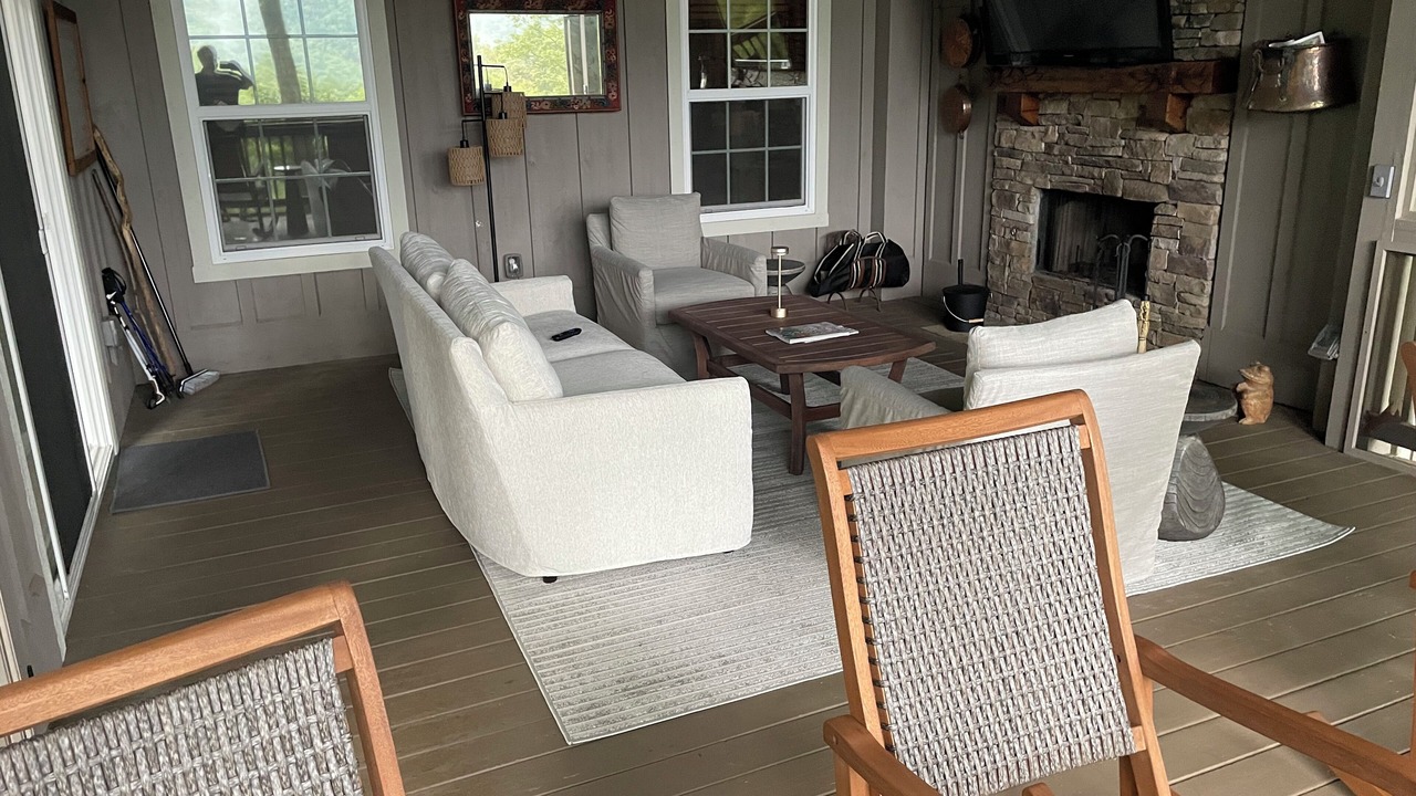 Photo of Outdoor in Sapphire