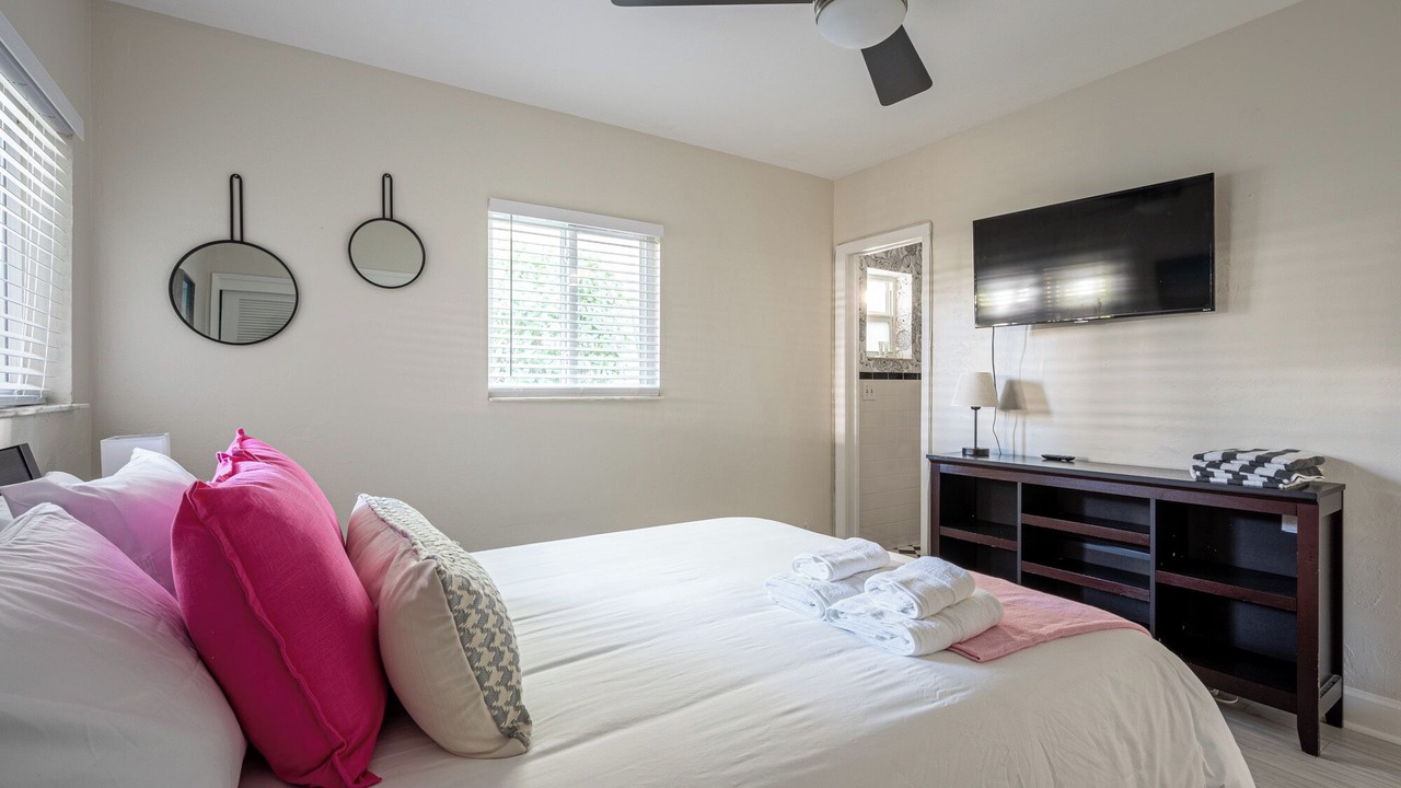 Photo of Bedroom in Lake Ridge