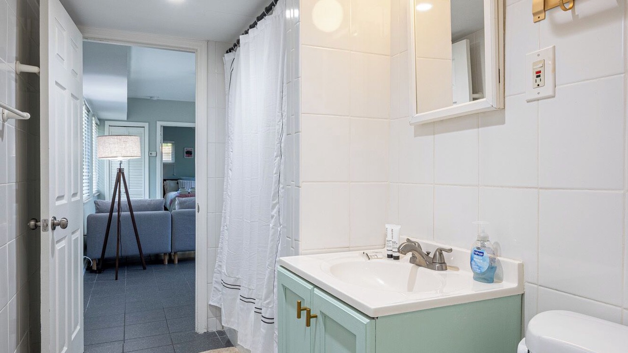 Photo of Bathroom in Lake Ridge