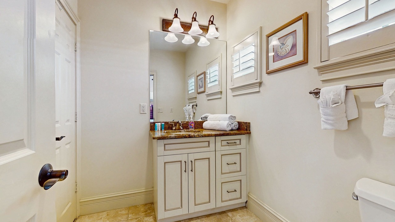 Photo of Bathroom in Siesta Isle