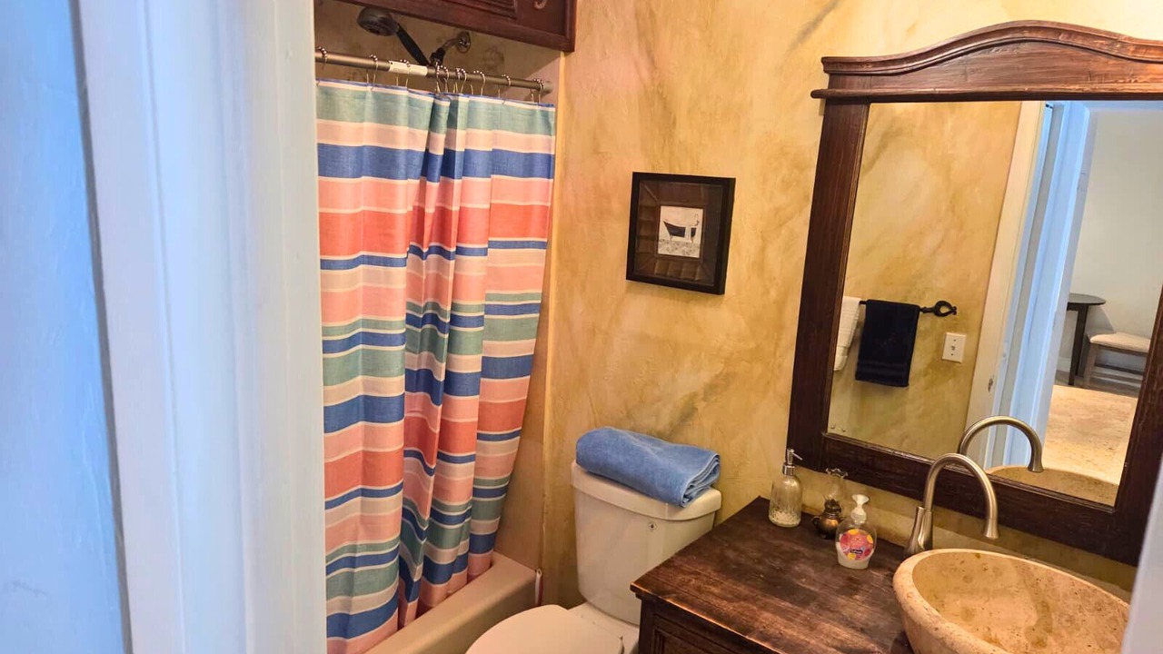 Photo of Bathroom in Ludlam