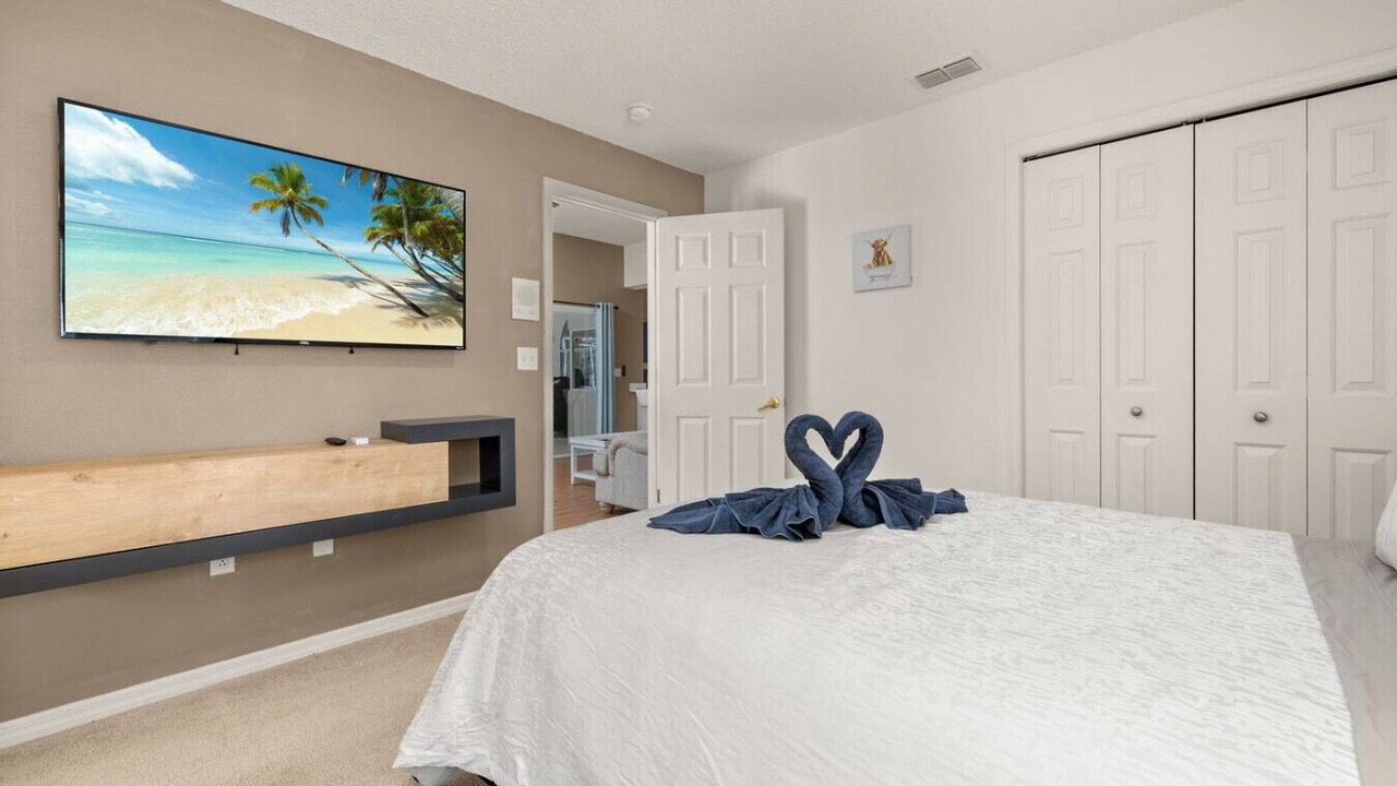 Photo of Bedroom in Thousand Oaks