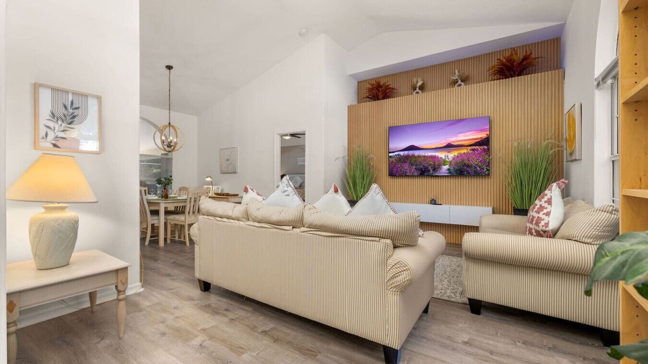 Photo of Livingroom in Thousand Oaks