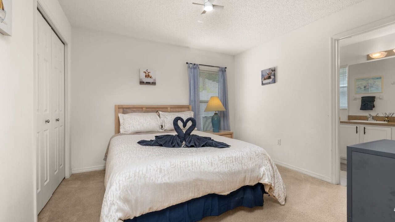 Photo of Bedroom in Thousand Oaks