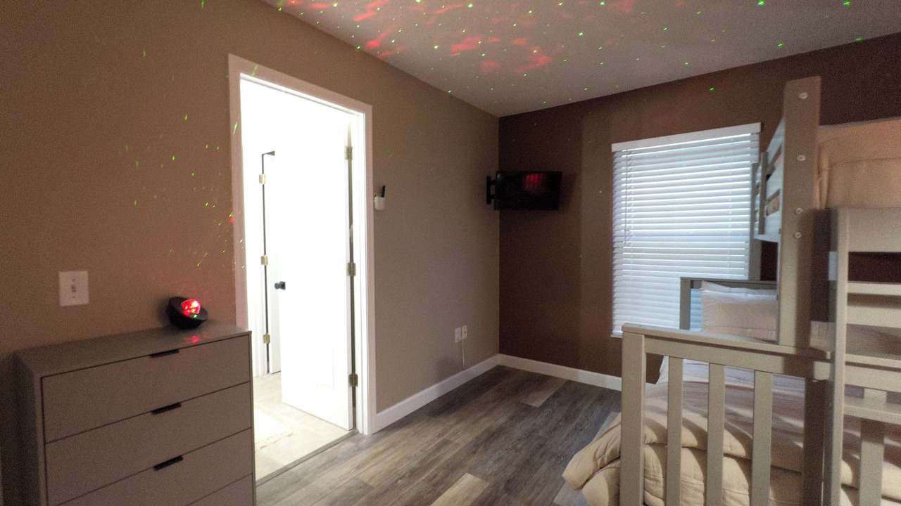 Photo of Bedroom in Florida Pines