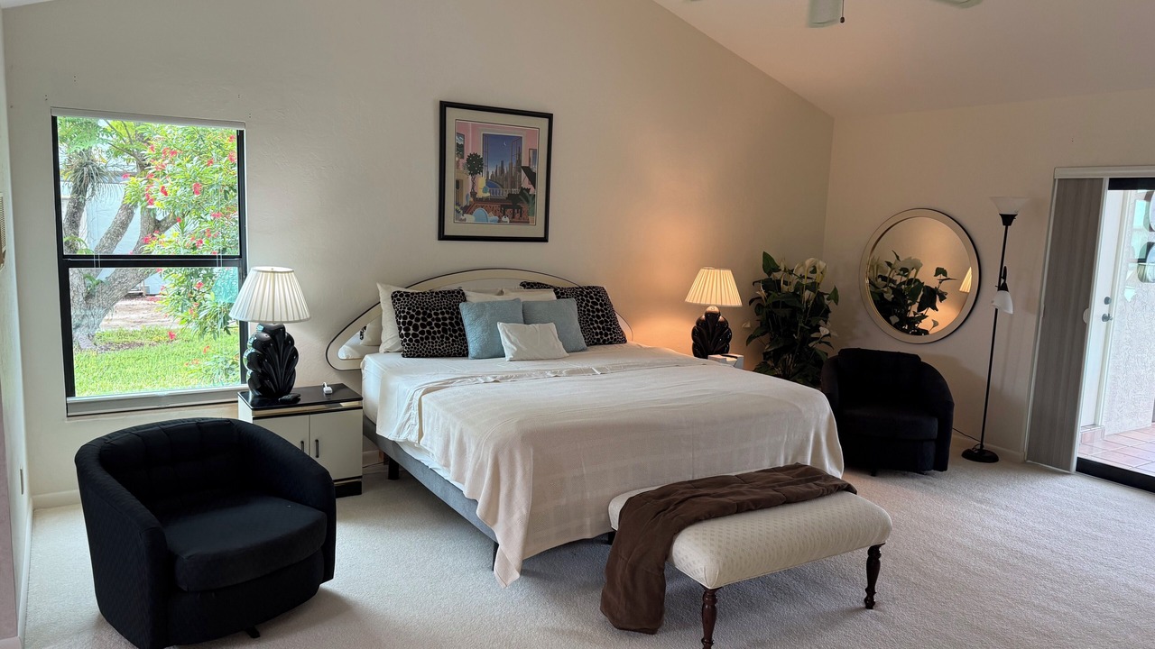 Photo of Bedroom in Town and River