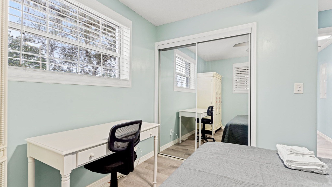 Photo of Bedroom in Northside