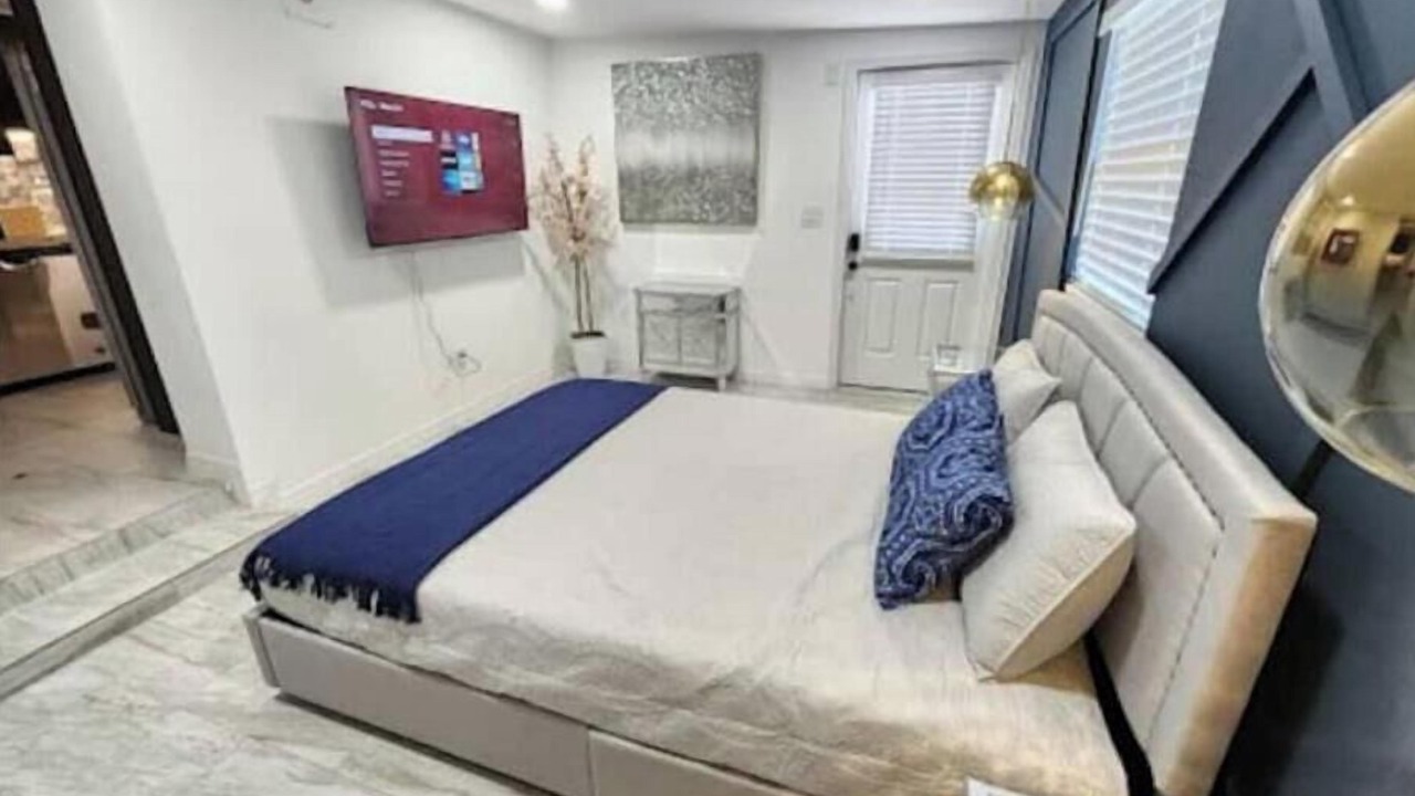 Photo of Bedroom in Fairview Shores