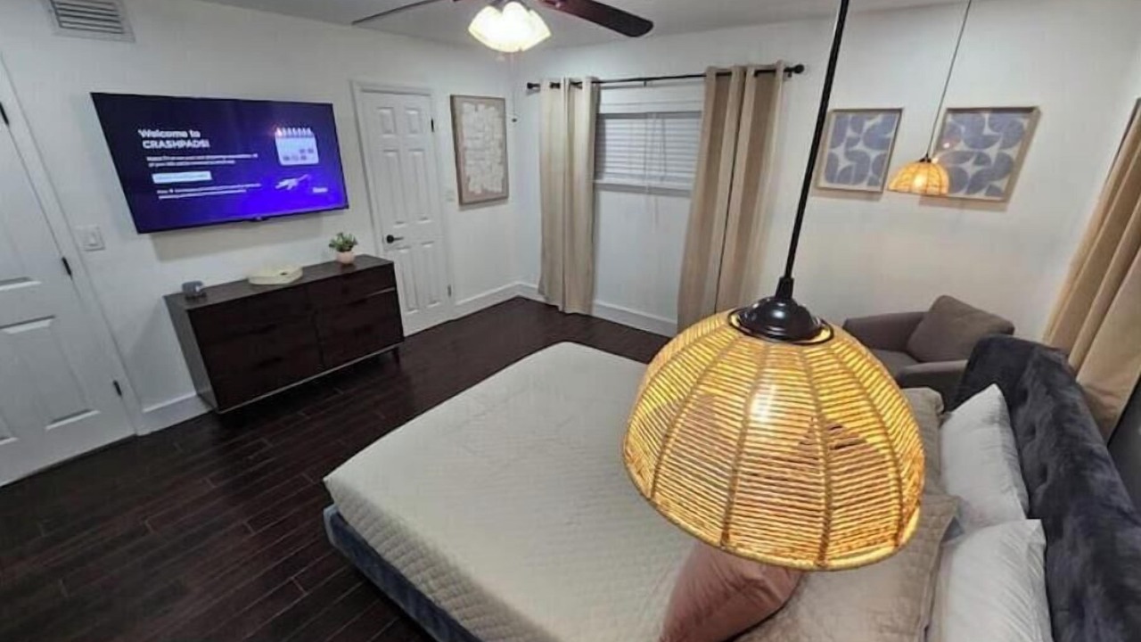 Photo of Bedroom in College Park