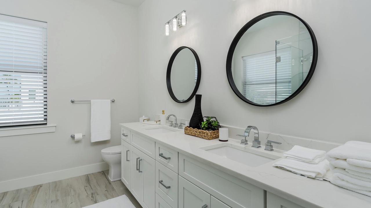 Photo of Bathroom in Isles of Capri