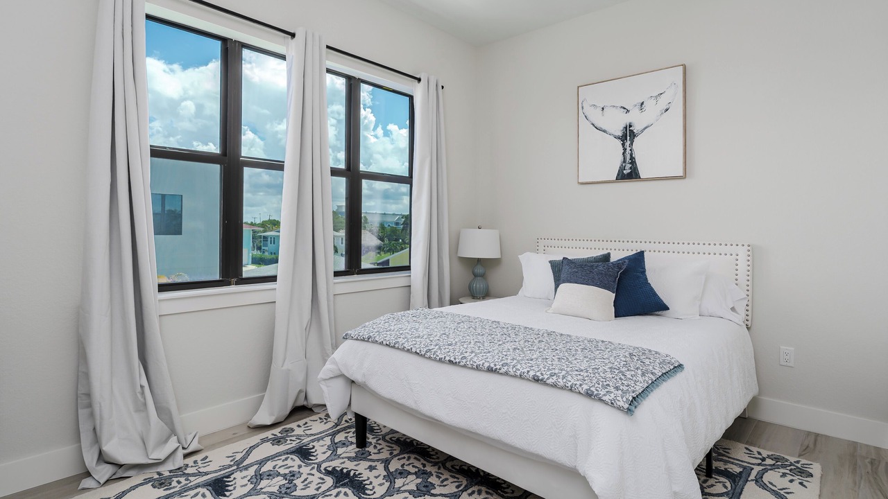 Photo of Bedroom in Isles of Capri
