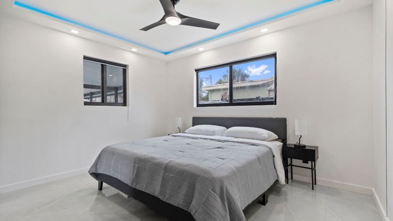 Photo of Bedroom in Royal Poinciana