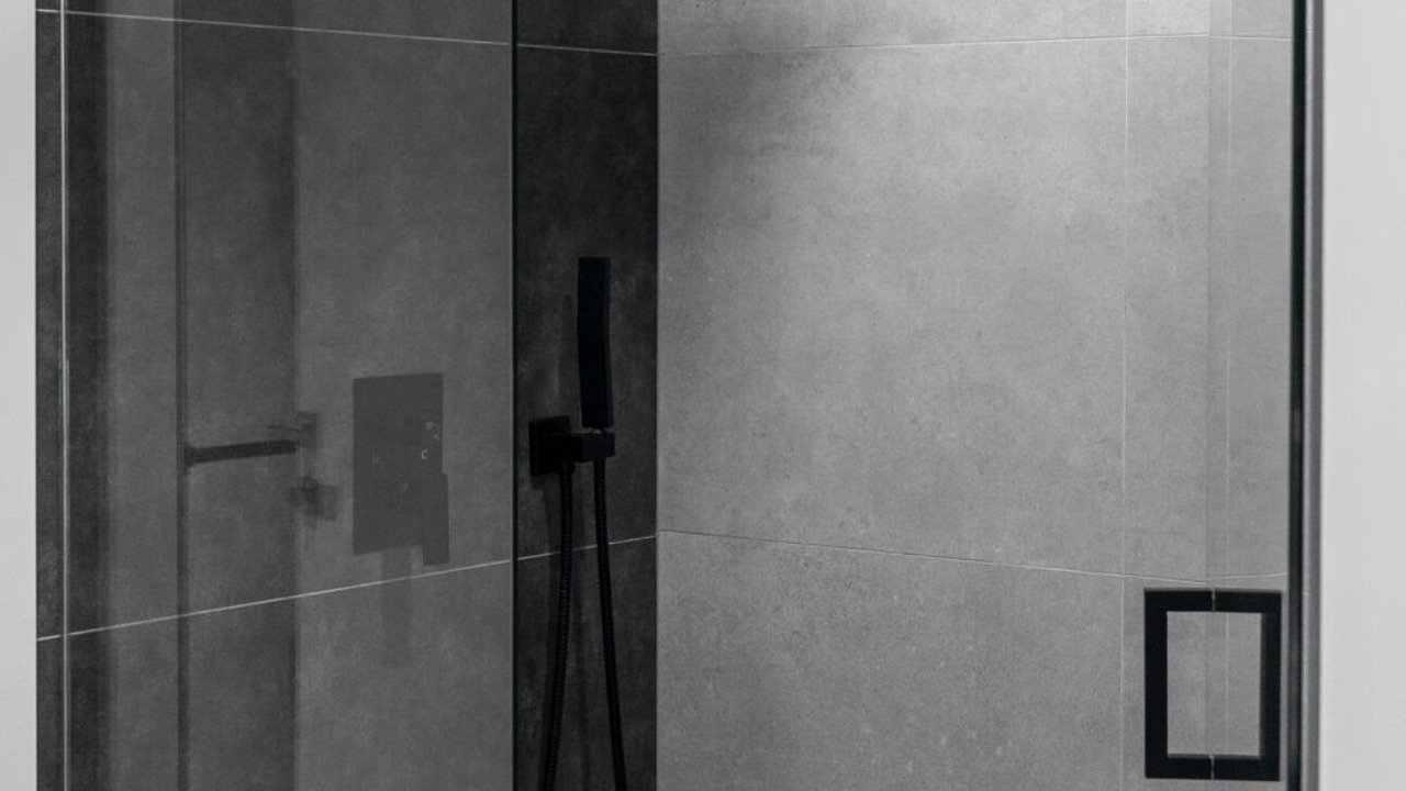 Photo of Bathroom in Royal Poinciana