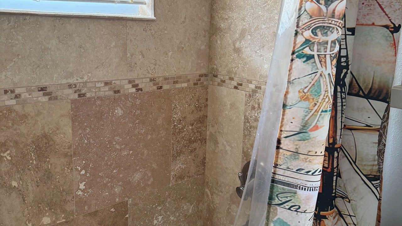Photo of Bathroom in Flor-a-mar