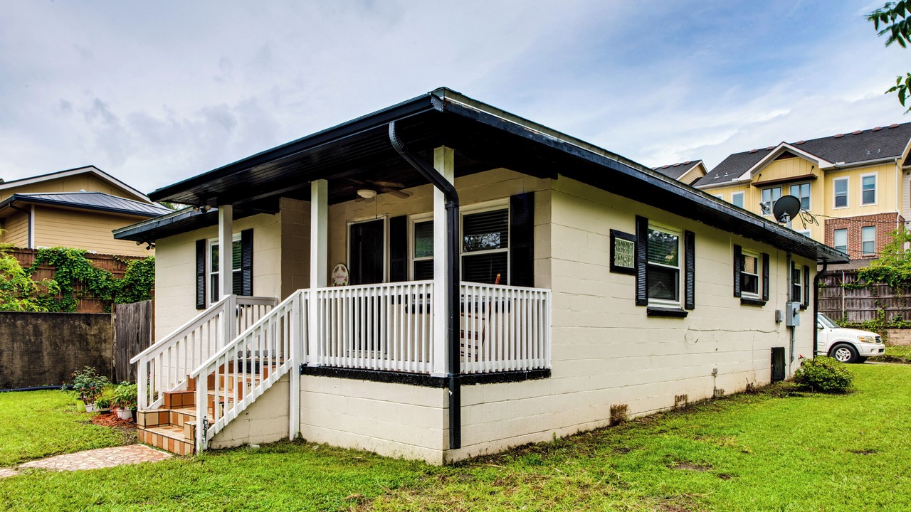 Photo of Outdoor in Griffin Heights