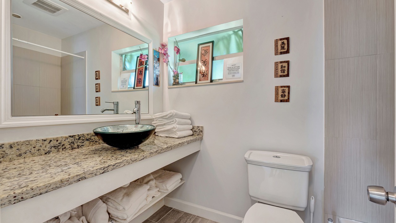 Photo of Bathroom in Dolphin Isles