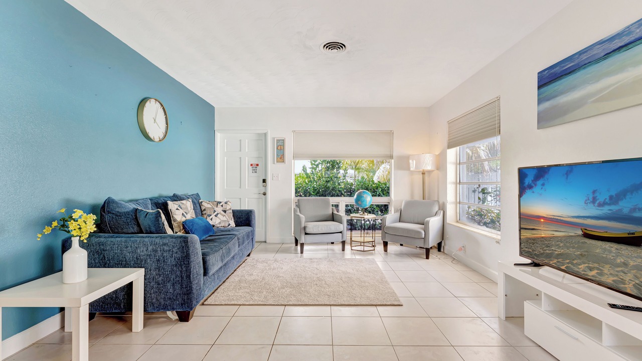 Photo of Livingroom in Dolphin Isles