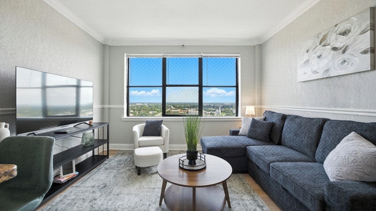 Photo of Livingroom in Downtown Jacksonville