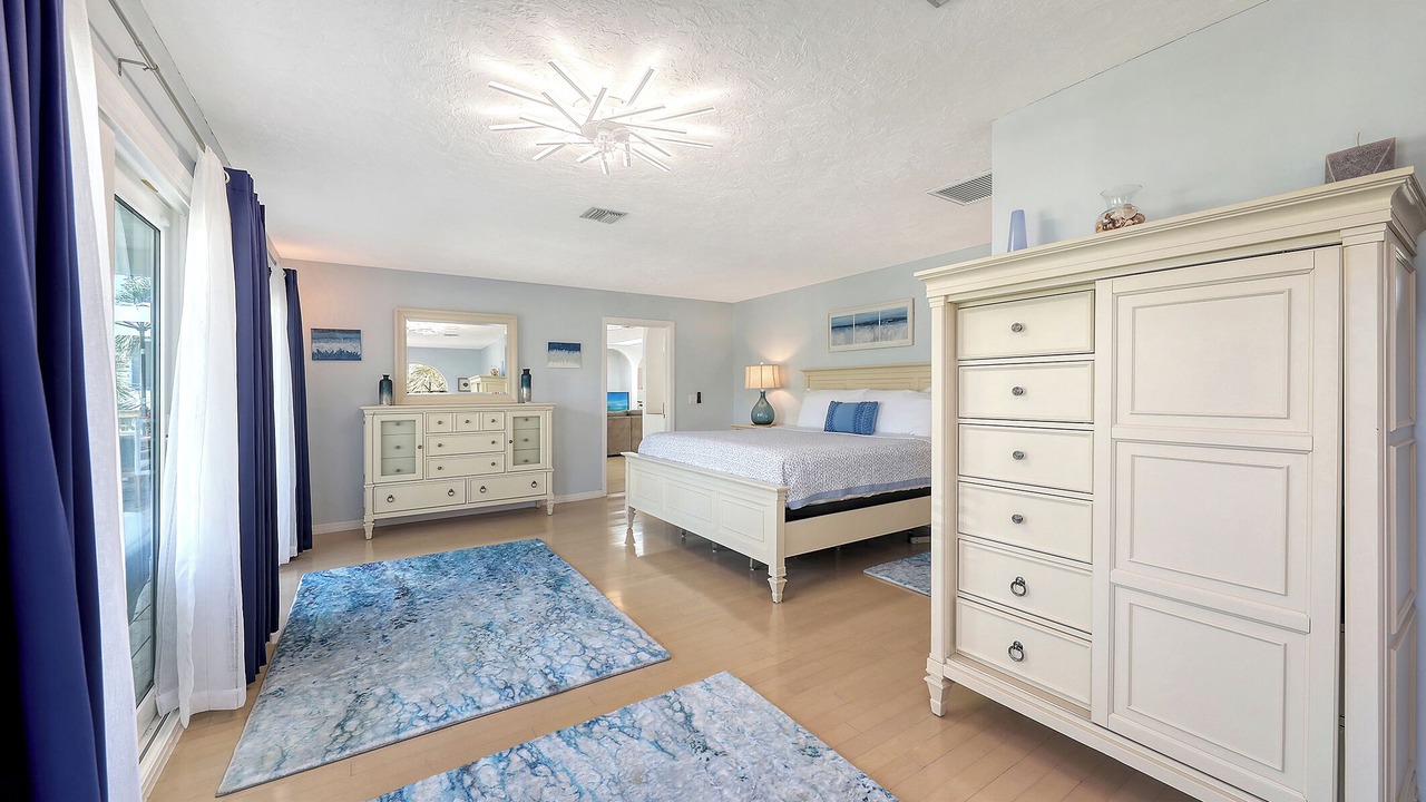 Photo of Bedroom in Nokomis