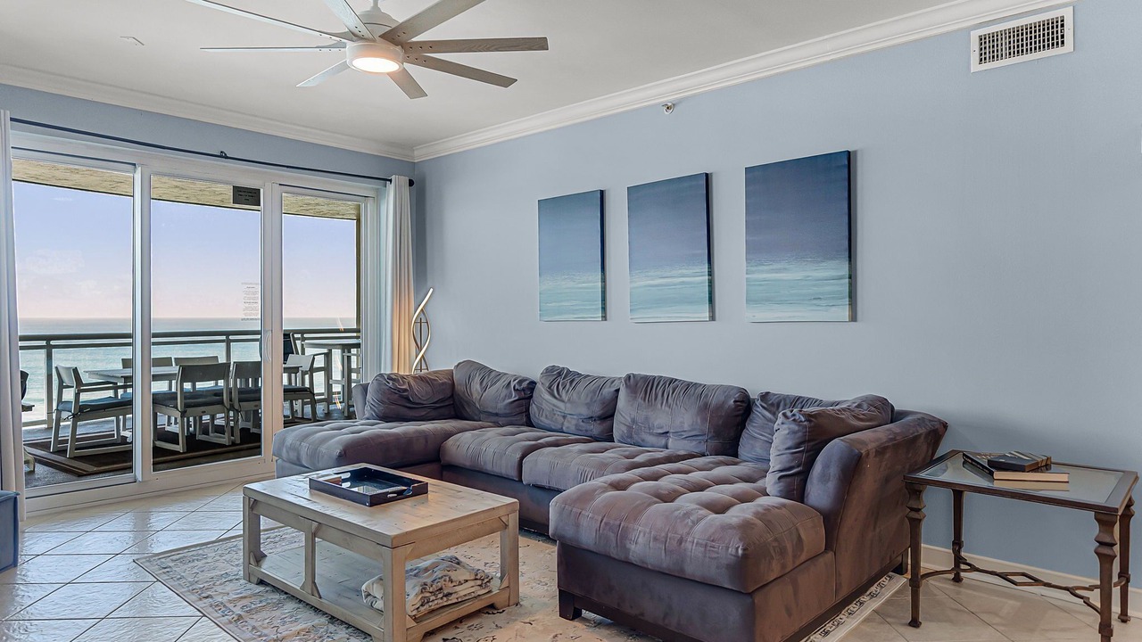 Photo of Livingroom in Daytona Beach