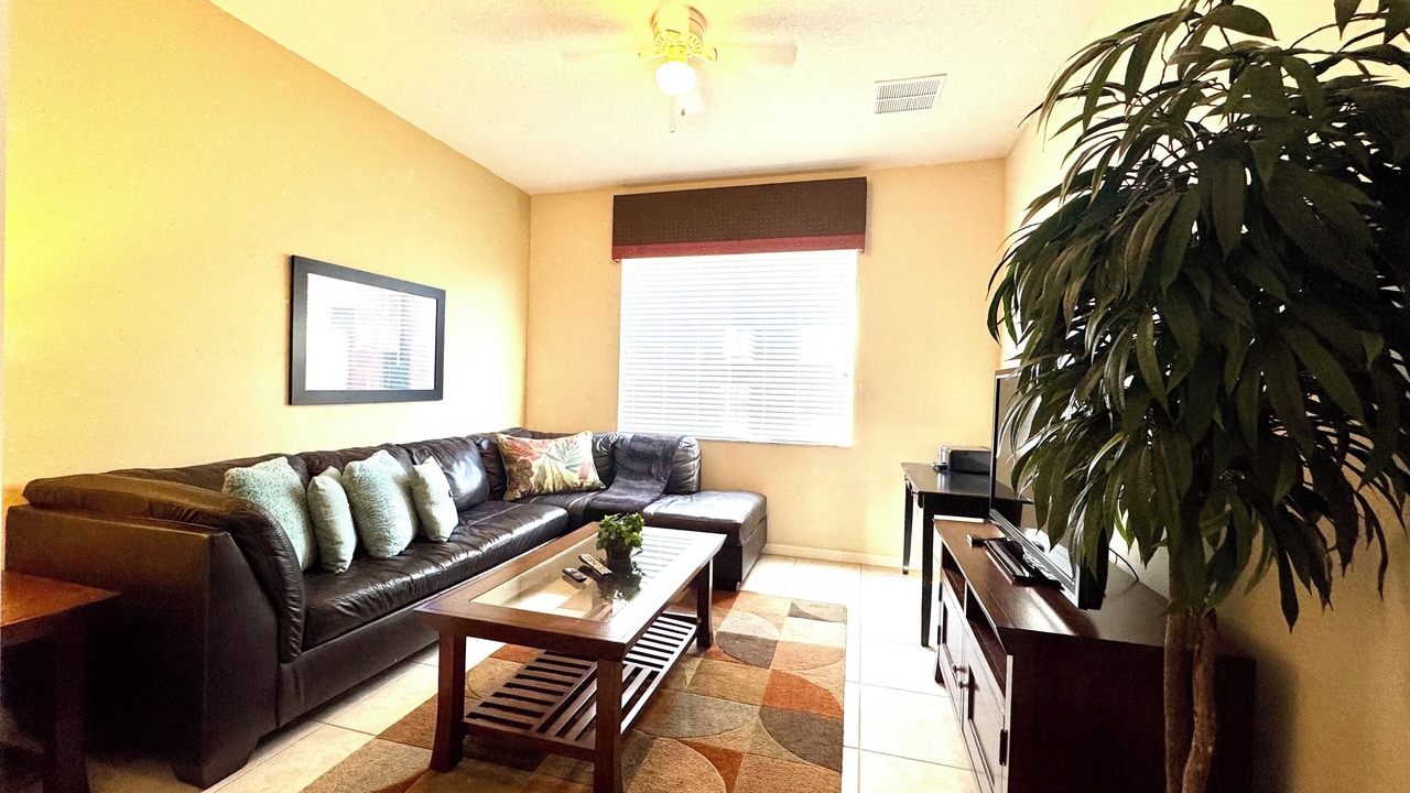 Photo of Livingroom in Haines City