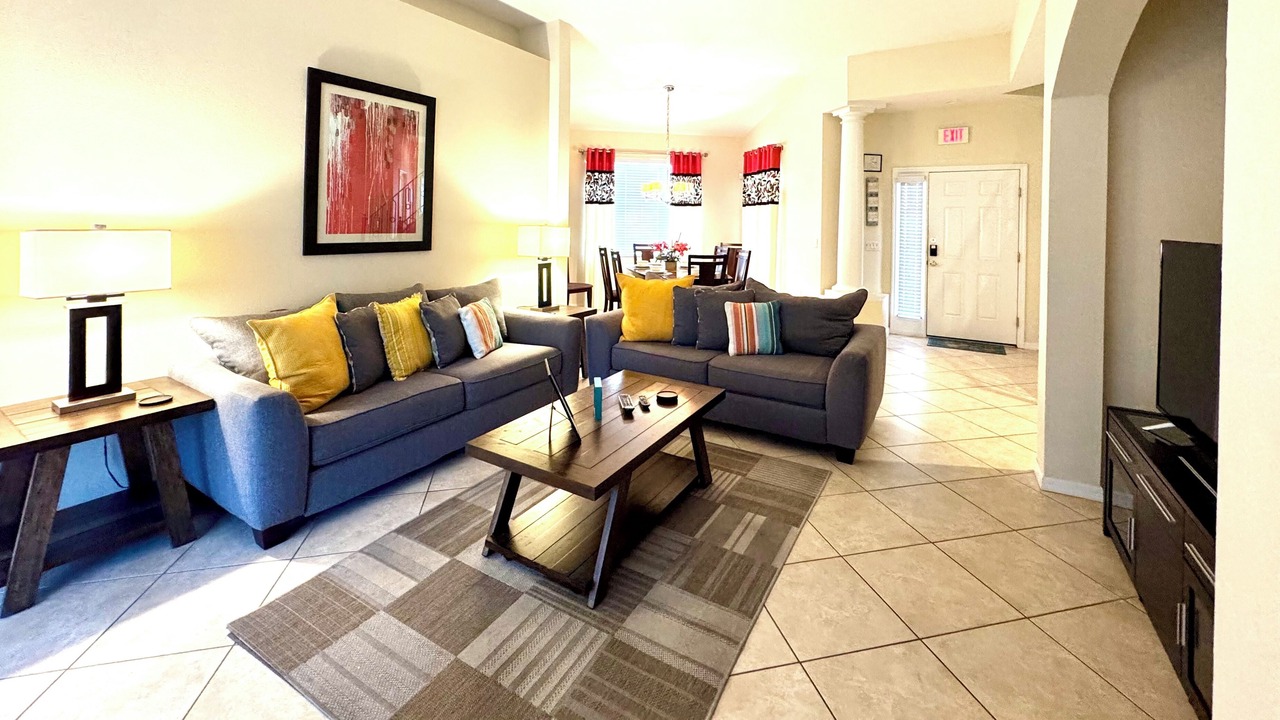 Photo of Livingroom in Haines City