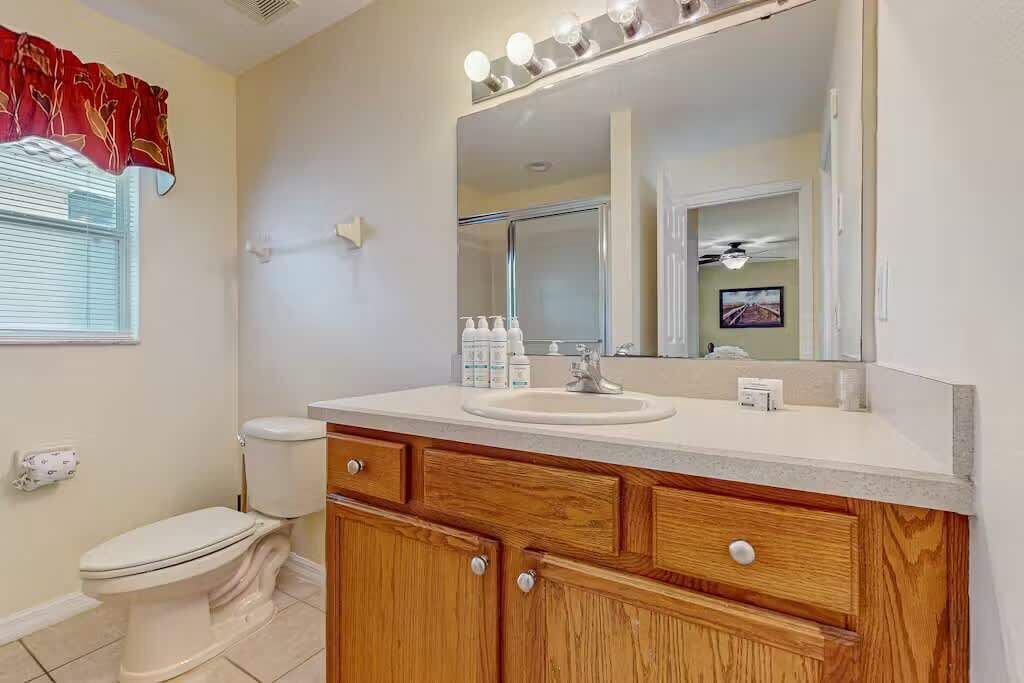 Photo of Bathroom in Lake Wilson Preserve