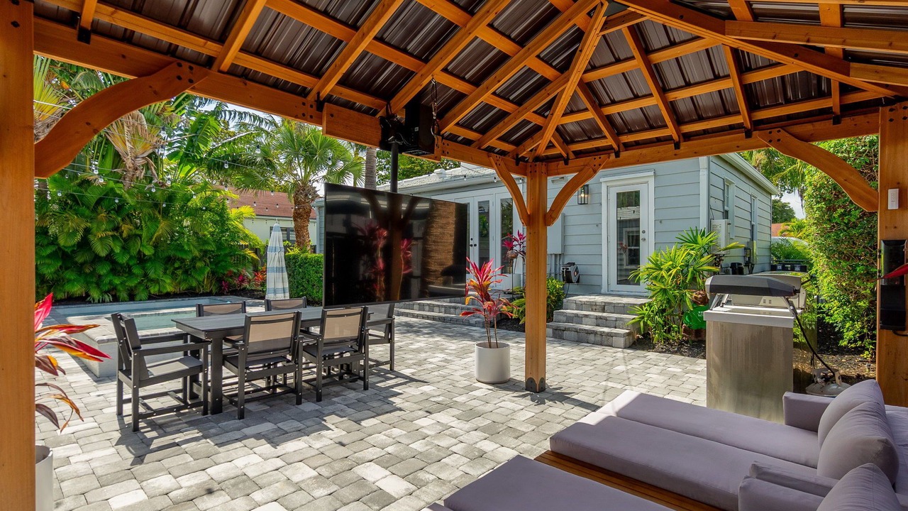 Photo of Outdoor in Old Northwood Historic District