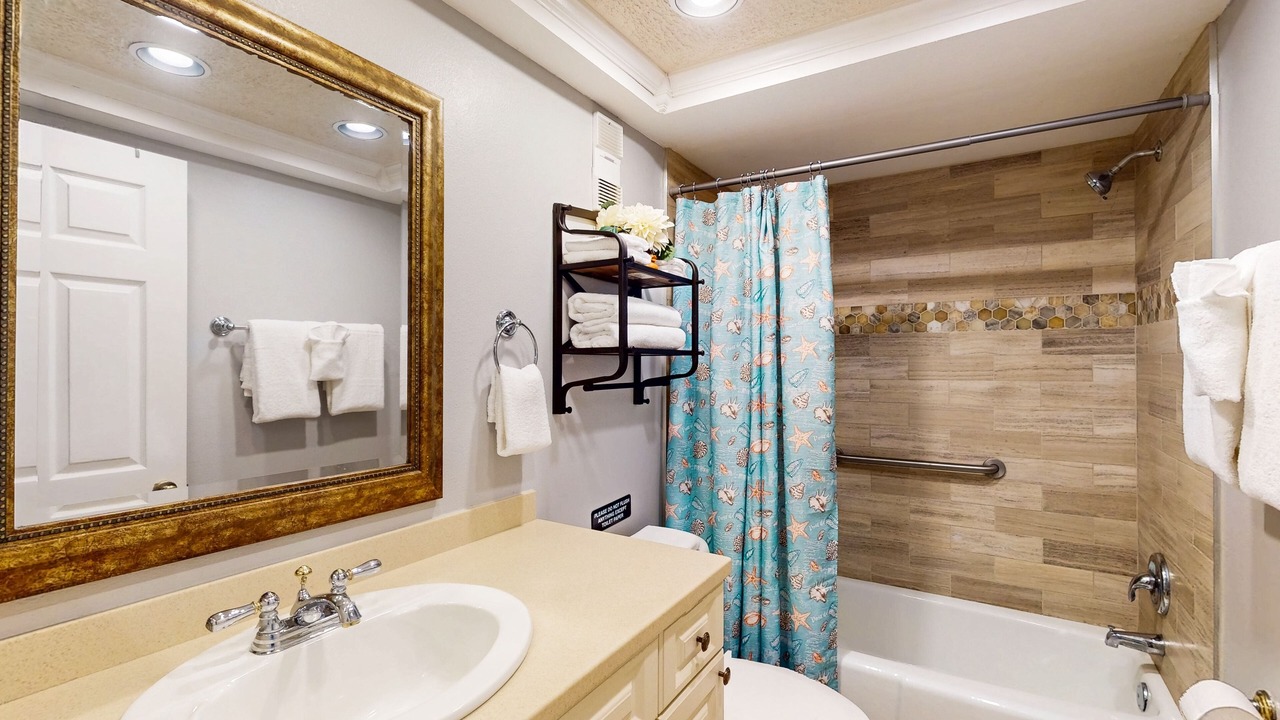 Photo of Bathroom in Redington Shores