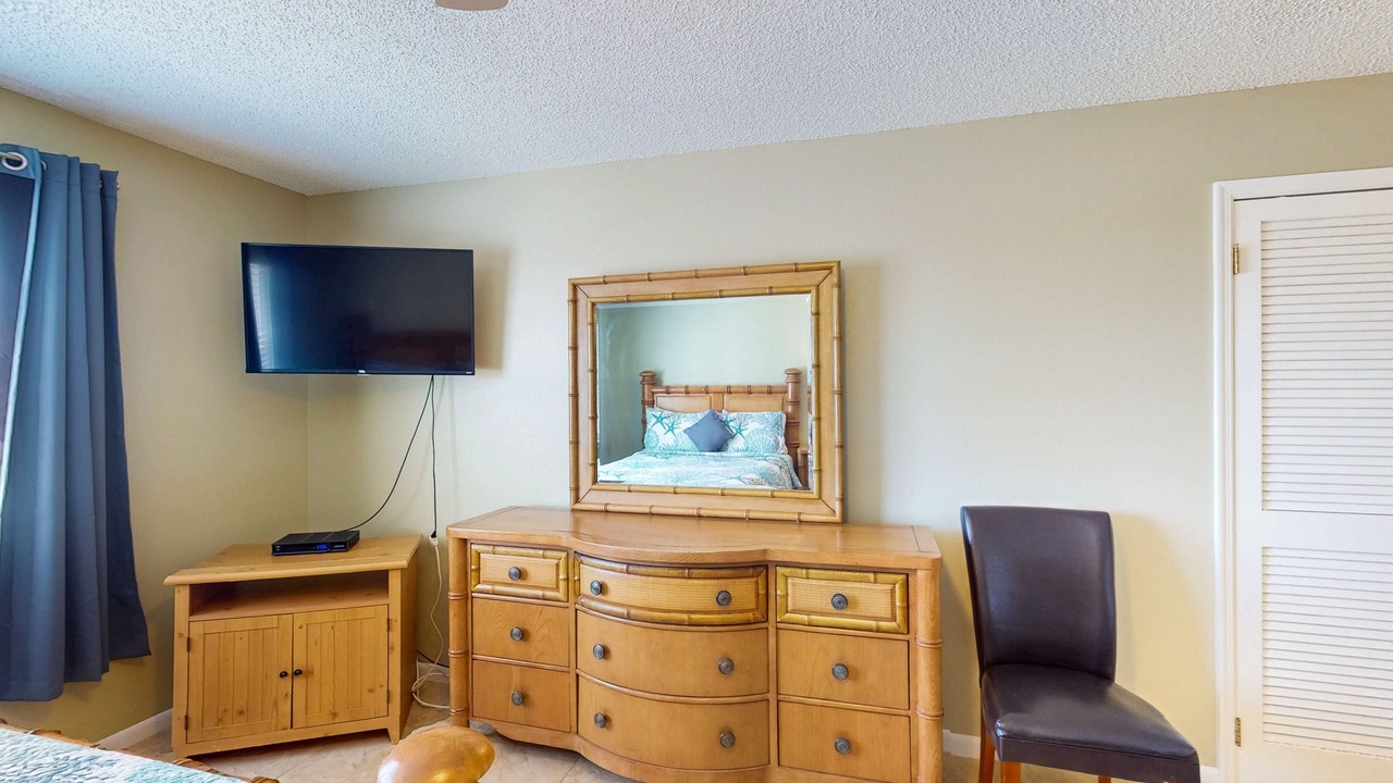 Photo of Bedroom in Redington Shores