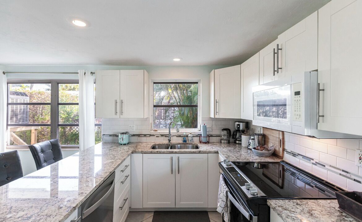 Photo of Kitchen in Longbeach Village