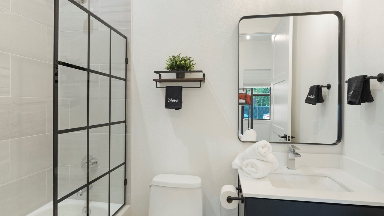 Photo of Bathroom in Tampa Heights