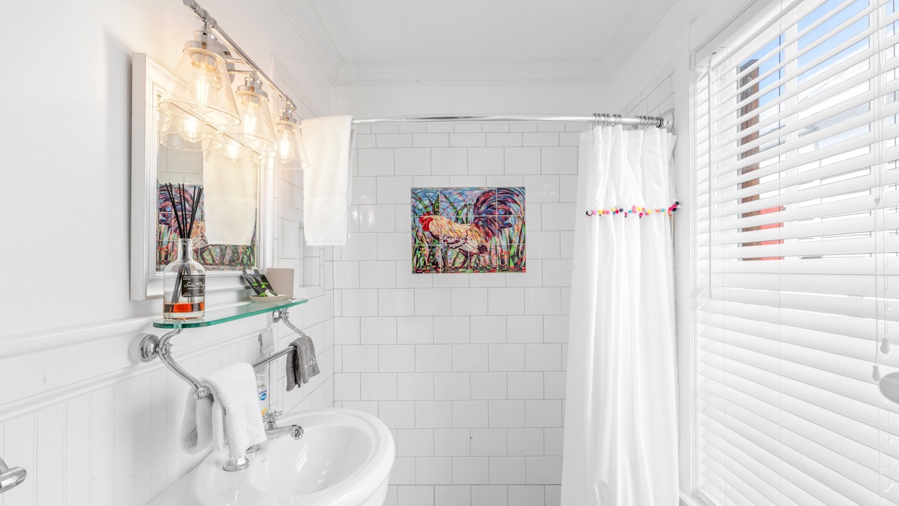 Photo of Bathroom in Historic Seaport
