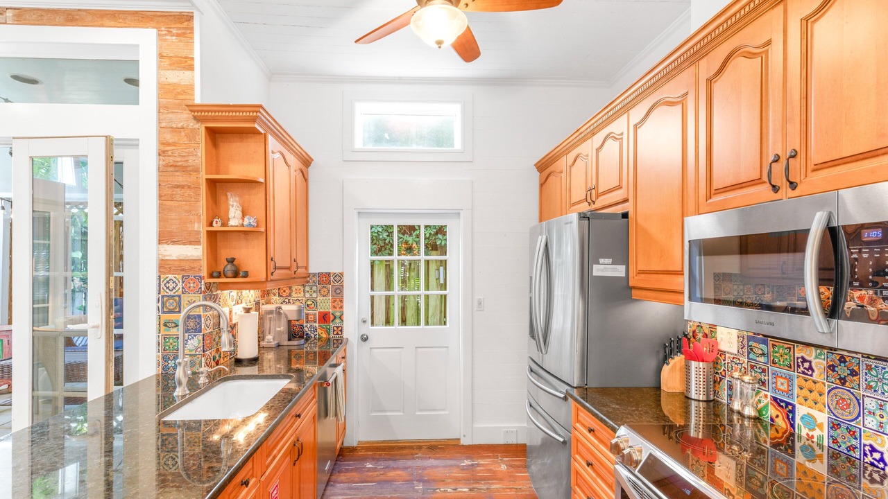 Photo of Kitchen in Historic Seaport