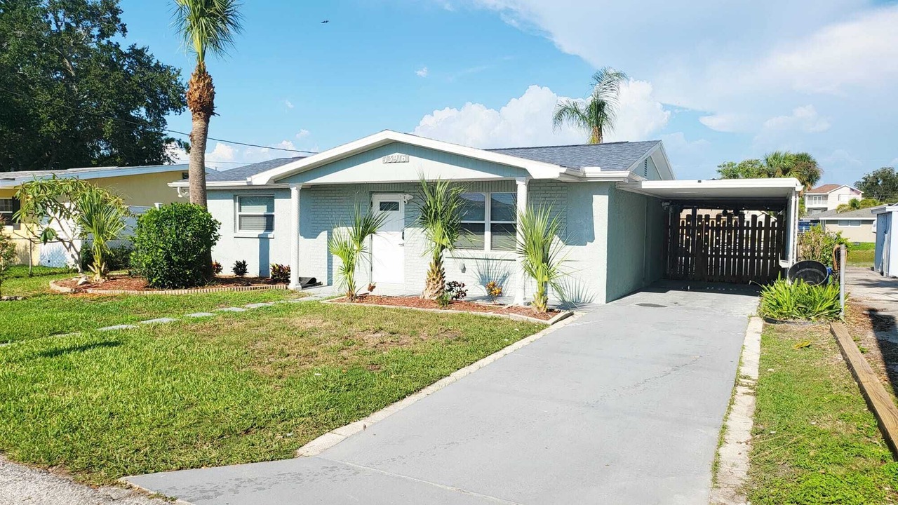 Photo of Outdoor in Hudson Beach Estates