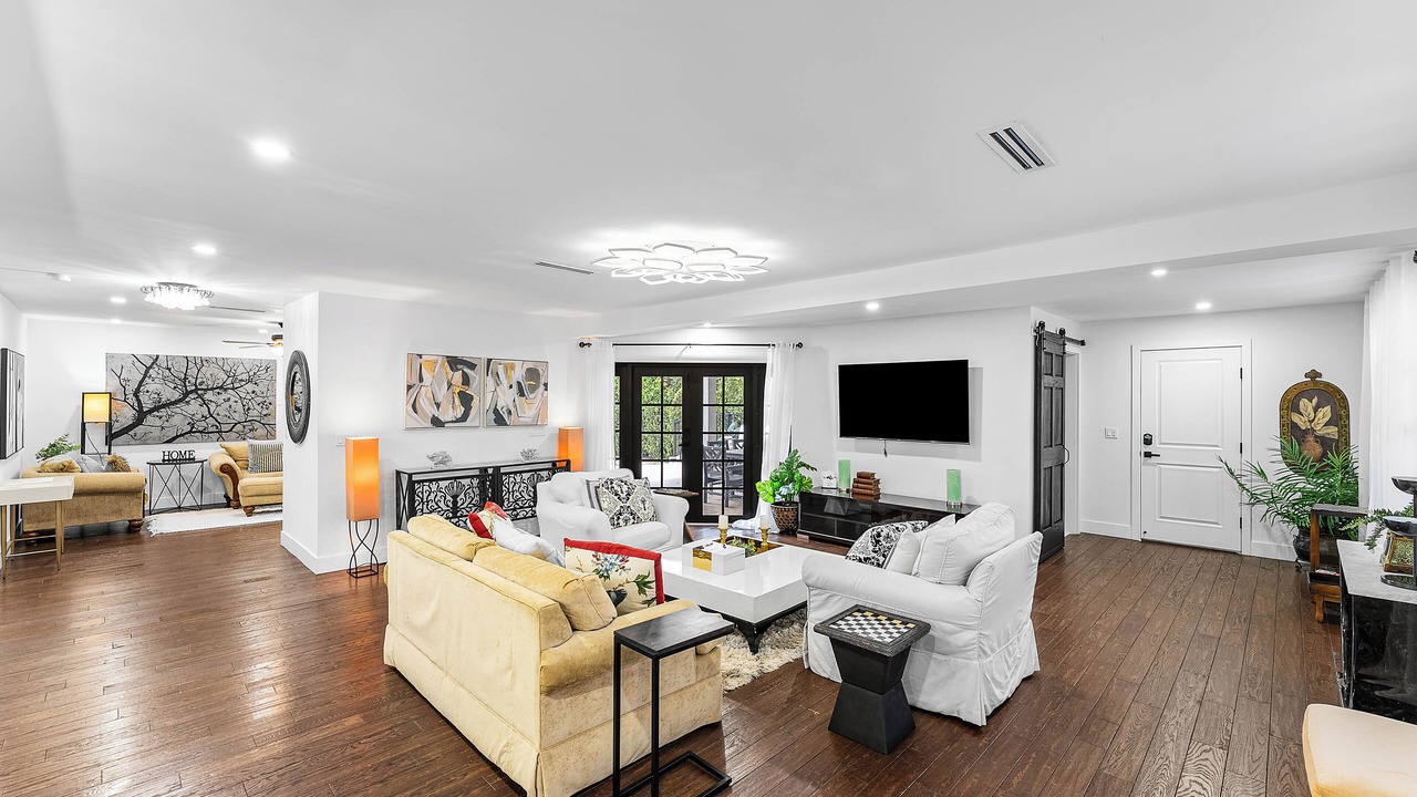 Photo of Livingroom in Palm Beach - West Palm Beach