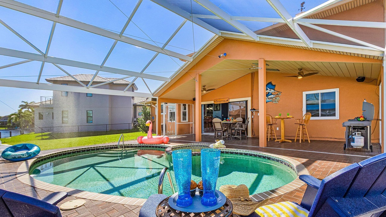 Photo of Outdoor in Pelican