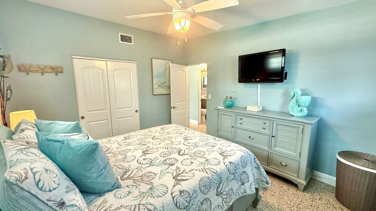 Photo of Bedroom in Ocean View Halifax Estates